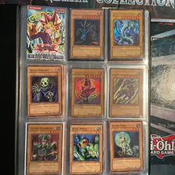 Yugioh Legend Of The Blue Eyes White Dragon (LOB) set 2002 + 5 vintage packs - Image 1