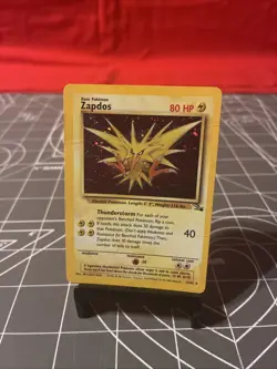 Vintage 2000 Pokemon Fossil Zapdos 15/62 Holo Card Heavily Played - Image 1
