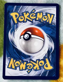 Pokemon TCG Raikou 050/185 SWSH Vivid Voltage Amazing Rare Holo Card NM - Image 2