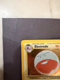 Pokemon Electrode Jungle 2/64 Holo Rare Unlimited 90 HP 1999 - Image 3