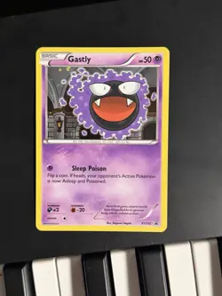 Pokemon TCG Gastly XY132 Holo Black Star Promo Card NM/MT Condition - Image 1
