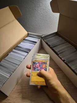 Pokemon 1000+ plus Cards Lot Boxes chinese and american holos and commons - Image 2