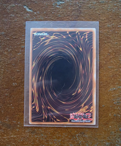 Blue-Eyes White Dragon RA04-EN002 Quarter Century Secret Rare 1st Edition Yugioh - Image 3