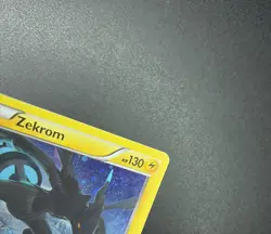 Zekrom 39/116 2013 Pokemon Plasma Cosmos Rare Holo MP-HP SWIRL - Image 3