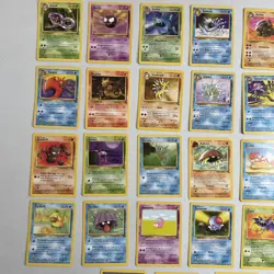 Pokemon TCG 1999 WOTC Fossil Base Set Lot of 27 Cards -- No Doubles - Image 2