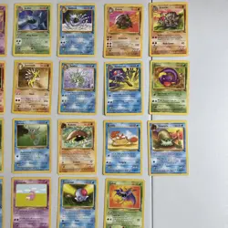 Pokemon TCG 1999 WOTC Fossil Base Set Lot of 27 Cards -- No Doubles - Image 3