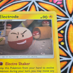X2 Electrode Holo 39/181 Sun & Moon Team Up Pokemon TCG Cards - Image 2
