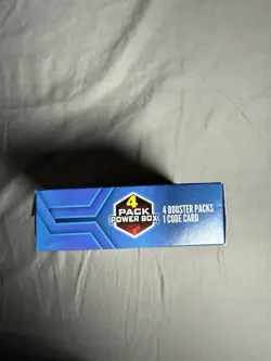 Pokemon 4 Pack Power Box includes 1 Evolving Skies Booster - Image 2