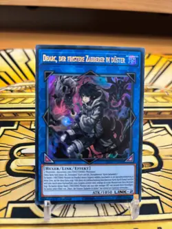 Yugioh Dharc der Finstere Zauberer in Duster Ultra Rare RA03-DE048 - Image 1