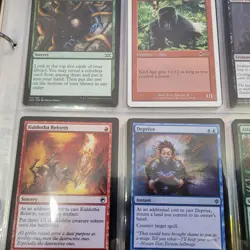 7 Pages of PAUPER Cards Collection in Binder. And 1,000+ Random Magic Cards - Image 2