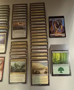 MTG: Sliver Swarm Commander Deck - CMM Sleeved With Deck Box Opened - Image 4