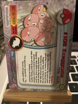 Exeggcute #102 Pokemon Topps Series 1 TCG Blue Logo Label 1st Print Pokemon - Image 2