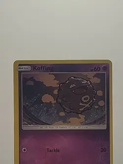 Koffing 28/68 Pokemon Hidden Fates Reverse Holo Psychic LP Used See Pictures - Image 3