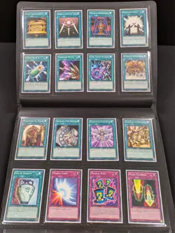 Konami Yu-Gi-Oh! Legendary Decks II Box Set Preowned Near Mint/Mint 801310111079 - Image 5
