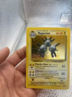 Pokemon 1999 Magneton Base Set 9/102 Vintage Holo Great Condition! - Image 3