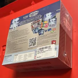 Pokemon TCG: Sword & Shield Chilling Reign Elite Trainer Box, English - Image 4