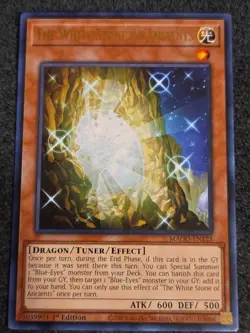 1x (LP) The White Stone of Ancients - MAGO-EN125 - Rare - 1st Edition YuGiOh - Image 1