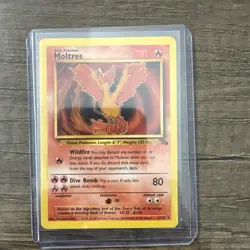 1999 Pokemon TCG Fossil Moltres Card 27/62 Unlimited Non-Holo Rare - Image 1