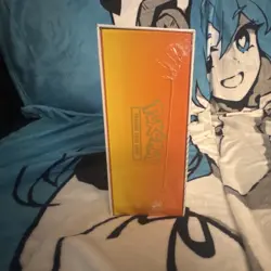 Pokemon TCG Sword and Shield Ultra Premium Collection Charizard Box - Image 5