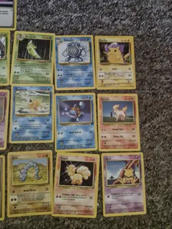 Pokemon x 23 Base Set 1999 WOTC Bundle Vintage Cards No Duplicates - Image 4