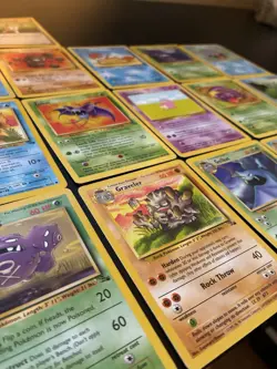 Vintage Fossil Pokemon Cards Bundle x 25 Good Condition 1999 WOTC - Image 4