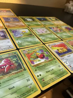 Vintage jungle Pokemon Cards Bundle x 25 Good Condition 1999 WOTC - Image 4
