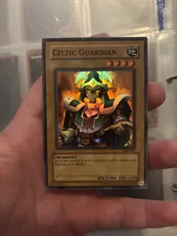 Celtic Guardian LOB-007 Super Rare GLOSSY Yugioh - Image 1