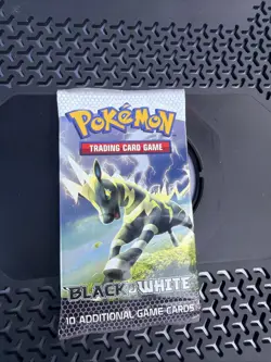 Pokemon TCG Sealed 2011 Black & White Base Set Booster pack 10 Cards HK1 - Image 1