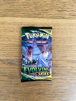 NEW Pokemon TCG: Sword & Shield - Evolving Skies & Fusion Strike Booster Packs - Image 3