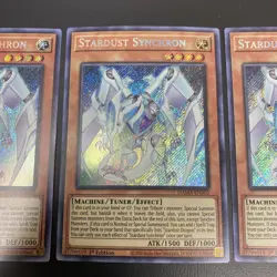 Yugioh - Stardust Synchron DAMA-EN002 1st Edition SECRET NM X3 - PLAYSET - Image 3