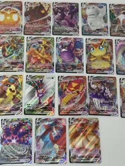 Lot of 30 - Pokemon Cards - Rare Holo VMAX Bundle - Salamence Eevee Lapras - Image 4