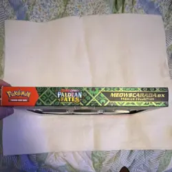 Pokemon TCG Scarlet & Violet Paldean Fates Premium Box English Meowscarada - Image 2