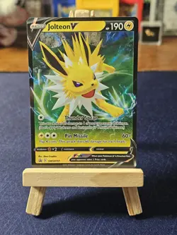 Jolteon V SWSH151 – Promo – Sword & Shield Promo Cards - Sword & Shield - Image 1