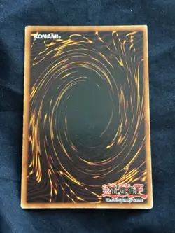 Blue-Eyes White Dragon Ultra Rare SDK-001 English #14 slight bleed. - Image 2