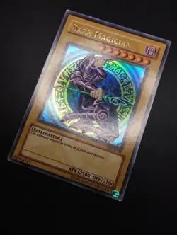 YUGIOH 2002 | DARK MAGICIAN | SDY-E005 | OLD PRINT EU | VG - EXCELLENT (MP) - Image 3