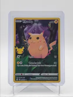 PIKACHU 2021 POKEMON CELEBRATIONS CLASSIC COLLECTION RARE 005/025 Q4837 - Image 1