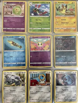 LOT 162 Pokemon Cards Holo Full Art Dachsbun Ex Oranguru Giratina Yamper Noibat - Image 5