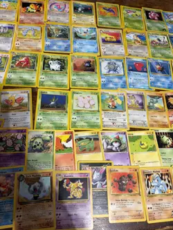 Pokemon TCG Card Lot 1995-2004 Vintage Cards 90+ Card Lot - Image 4