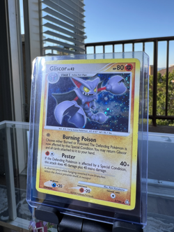 Pokemon Card Gliscor 5/146 Legends Awakened Holo Rare - Image 3