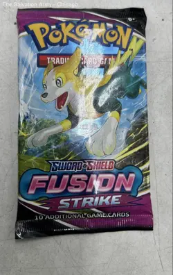 Pokemon Evolving Skies Fusion Strike TCG Trading Cards Lot Of 6 Packs Ages 6+ - Image 2