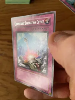 YuGiOh Compulsory Evacuation Device Rare 1st Edition IOC-103 Good Condition - Image 5