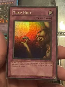 Trap Hole LOB-058 Super Rare GLOSSY Yugioh - Image 1