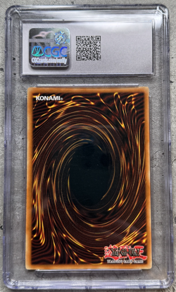 Yugioh Card Five-Headed Dragon Ultra Rare CGC 9.5 Mint+, SD09-ENSS1 2006 - Image 2