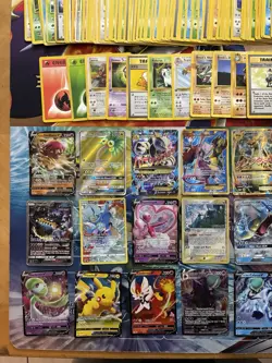 Vintage & Modern Pokemon Card Lot Holo Etc MP-Damaged Charizard Mewtwo 655+ - Image 3