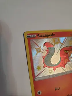 Sizzlipede - SV018/SV122 - Pokemon Shining Fates Sword Shield Shiny Rare Card NM - Image 5