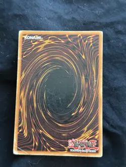 Blue-Eyes White Dragon Ultra Rare SDK-001 Unlimited English #39 for nostalgia. - Image 2
