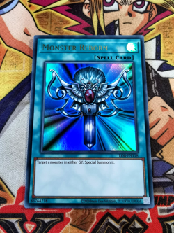 Monster Reborn lob-en118 (NM+) Ultra Rare Yu-Gi-Oh! - Image 1