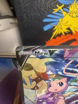 Pokemon Mew v Holo Alternative Art Ultra Rare TCG Fusion Strike Card 251/264 - Image 2