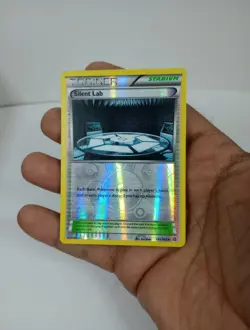 Silent Lab #140 Pokemon Reverse Holo – Primal Clash LP – 2015 Trainer - Image 1