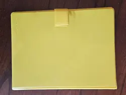 Vintage 1999 Pokemon Yellow Binder TCG Album Snap 30 Page Card Holder EMPTY - Image 2